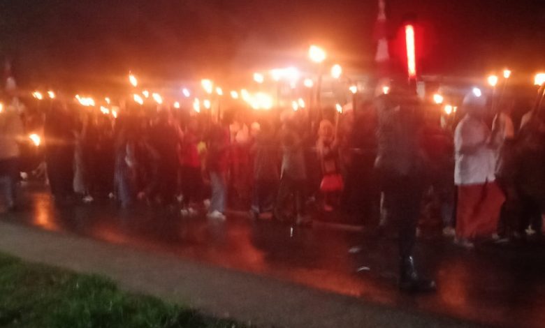 Pawai Obor sambut tahun baru islam di Desa Kabobona, Kecamatan Dolo, Kabupaten Sigi, Sulawesi Tengah, Kamis (26/6/2025)
