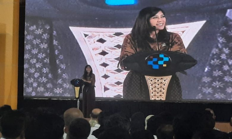 Menkomdigi Meutya Hafid dalam pembekalan CASN dan PPPK Kemkomdigi pada Jumat (26/9/2025). (Foto: Wahyu Sudoyo/KPM Kemkomdigi)