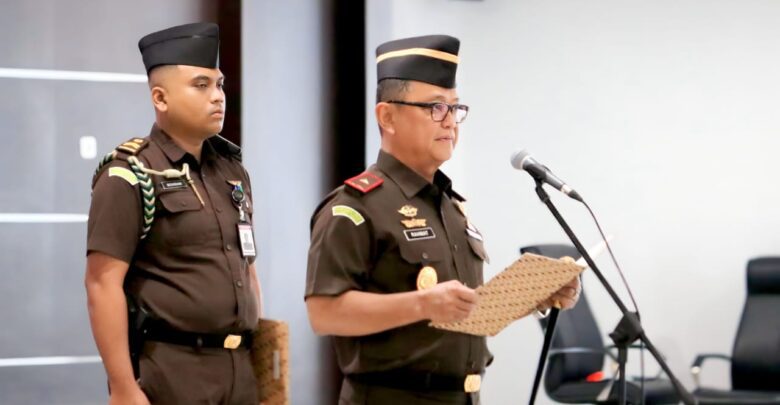 Kajati Sulteng Lantik Asisten Pengawasan dan Asisten Intelijen