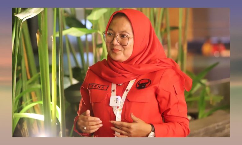Anggota DPRD Lamongan Fraksi PDI Perjuangan, Erna Sujarwati