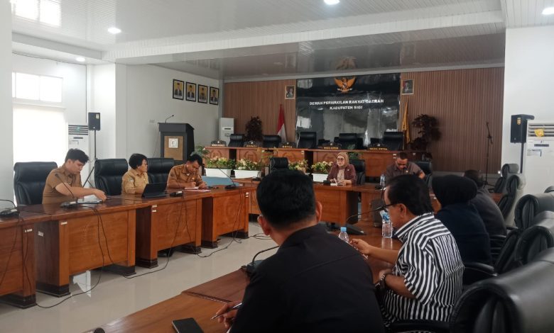 Dinas Pemberdayaan Masyarakat dan Desa (PMD) dalam rapat dengar pendapat (RDP) bersama DPRD Sigi, Selasa, (20/1/2026)