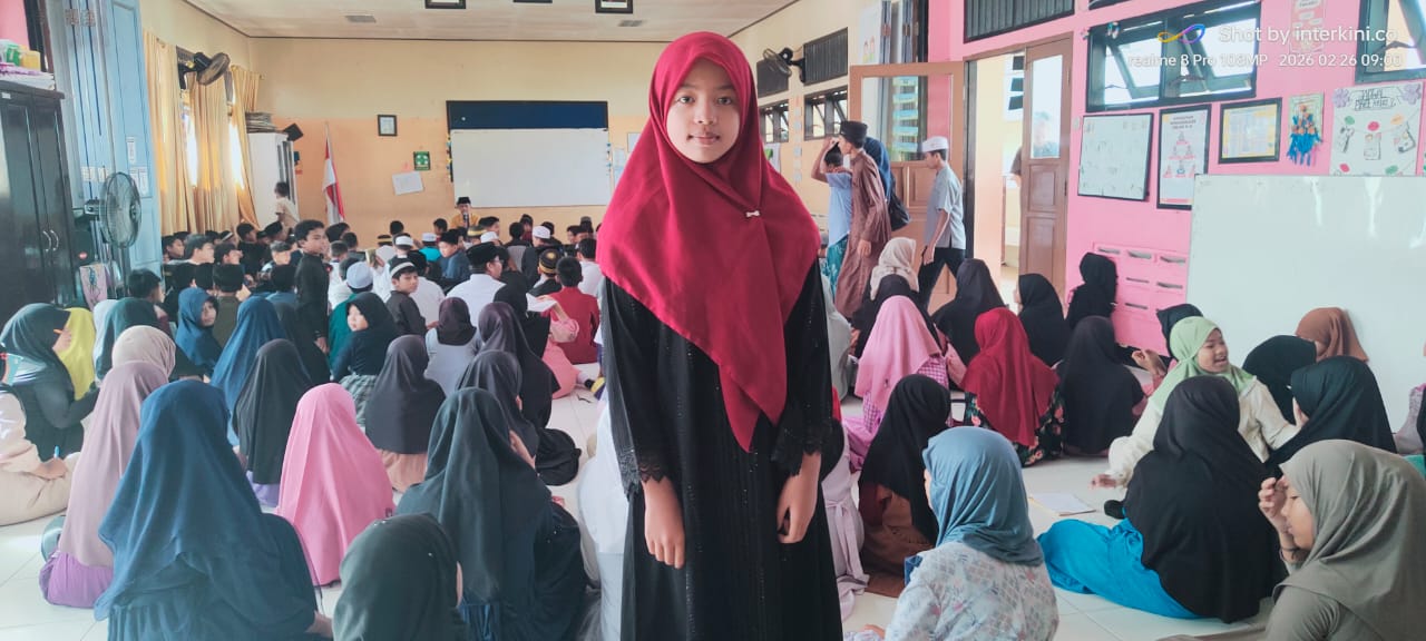 Widiyah, siswi kelas 6 SDN 050 Tarakan, saat mengikuti Pesantren Kilat Ramadan. (Foto: INTERKINI.CO)