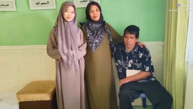 Azifah Azzahrah bersama kedua orang tuanya di Tarakan. (Foto: ss/INKALTARA.CO)