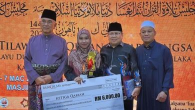 Qori’ah asal Sulawesi Tengah, Sunarti Larisa, meraih Juara III pada Majelis Tilawah Al-Quran Antarbangsa Dunia Melayu Dunia Islam ke-16 di Masjid As-Salimin Melaka, Melaka, Malaysia, Jumat (6/3/2026).