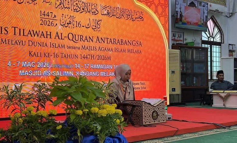 Kementerian Agama Sulawesi Tengah mengapresiasi prestasi Sunarti Larisa yang meraih Juara III pada Majelis Tilawah Al-Quran Antarbangsa Dunia Melayu Dunia Islam ke-16 di Malaysia.