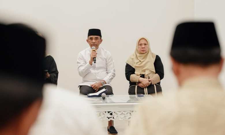 Gubernur Sulawesi Tengah, Anwar Hafid, didampingi Wakil Gubernur Reny Lamadjido. (Foto: Istimewa)