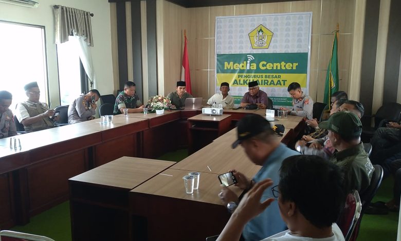 Suasana rapat koordinasi kesiapan pengamanan Haul Guru Tua ke-58 di lantai dua Gedung PB Alkhairaat, Palu.