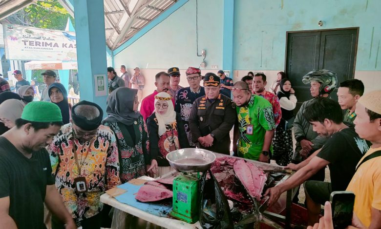 Pemprov Kalimantan Utara mengoperasikan Pasar Ikan Higienis di Pelabuhan Perikanan Tengkayu II, Kota Tarakan, Minggu (3/5/2026), sebagai upaya menstabilkan harga dan meningkatkan kualitas hasil perikanan daerah. (Foto: SS/Interkini.co)