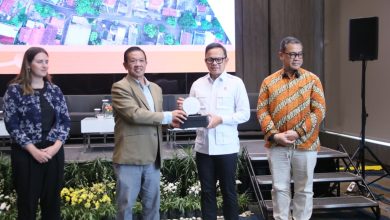 Wamendagri Bima Arya Sugiarto menghadiri Dialog Kebijakan Nasional dan Lokakarya SIRA di Grand Mercure Jakarta Kemayoran, Rabu (6/5/2026), membahas tantangan eksekusi kebijakan perubahan iklim di daerah.
