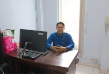 Humas RSUD Tora Belo Sigi, Aminuddin Beta, memberikan klarifikasi terkait keberangkatan Direktur RSUD Tora Belo untuk mengikuti pendidikan peningkatan kompetensi di Surabaya, Jawa Timur.