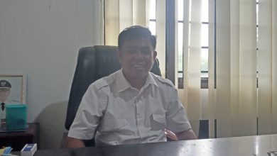 Kepala BKPSDMD Kabupaten Sigi, Syafrudin, menjelaskan pengisian kekosongan jabatan Dinas Peternakan Sigi melalui penunjukan pelaksana tugas Kepala Dinas dan Sekretaris Dinas. (Foto: a6/INTERKINI.CO)
