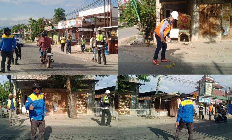 Petugas Dinas Bina Marga Provinsi Sulawesi Tengah melakukan pengukuran dan penandaan titik (MC-0) di ruas Palu–Kulawi, Kabupaten Sigi, Selasa (9/6/2026). Kegiatan ini merupakan tahap awal Program Berani Lancar sebelum pekerjaan fisik jalan dimulai.