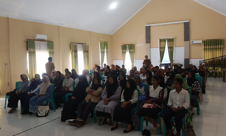 Peserta mengikuti pembekalan juknis dan pelaporan Dana Afirmasi 2026 yang digelar Dikbud Tojo Una-Una. (Foto: Safrin/ich)