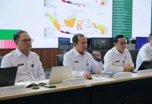 Jajaran BMKG saat menyampaikan pemutakhiran informasi iklim dan prediksi musim kemarau 2026 di Jakarta, Rabu (10/6/2026). (Dok. BMKG)