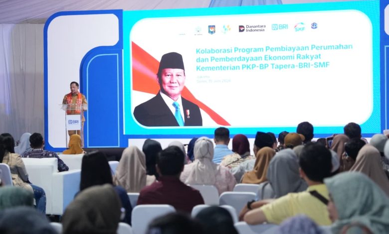 Menteri Dalam Negeri Muhammad Tito Karnavian menyampaikan dukungan terhadap Program 3 Juta Rumah melalui rencana revisi definisi MBR dan penghapusan hambatan domisili dalam akses program perumahan, di Jakarta, Senin (15/6/2026).