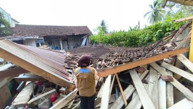 Rumah warga mengalami kerusakan akibat gempa bumi Magnitudo 6,7 di Kabupaten Parigi Moutong, Sulawesi Tengah, Selasa (16/6/2026). BNPB mencatat sedikitnya 6.458 jiwa terdampak gempa di Sulawesi Tengah, dengan Kabupaten Sigi menjadi wilayah yang mengalami dampak terbesar. Foto: BPBD Kabupaten Parigi Moutong.