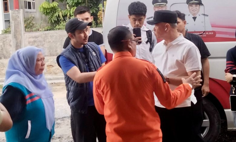 DPRD Sigi bersama Pemprov Sulawesi Tengah dan Pemkab Sigi meninjau lokasi terdampak gempa di Desa Kamarora, Kecamatan Nokilalaki, guna memastikan percepatan penanganan dan bantuan bagi warga
