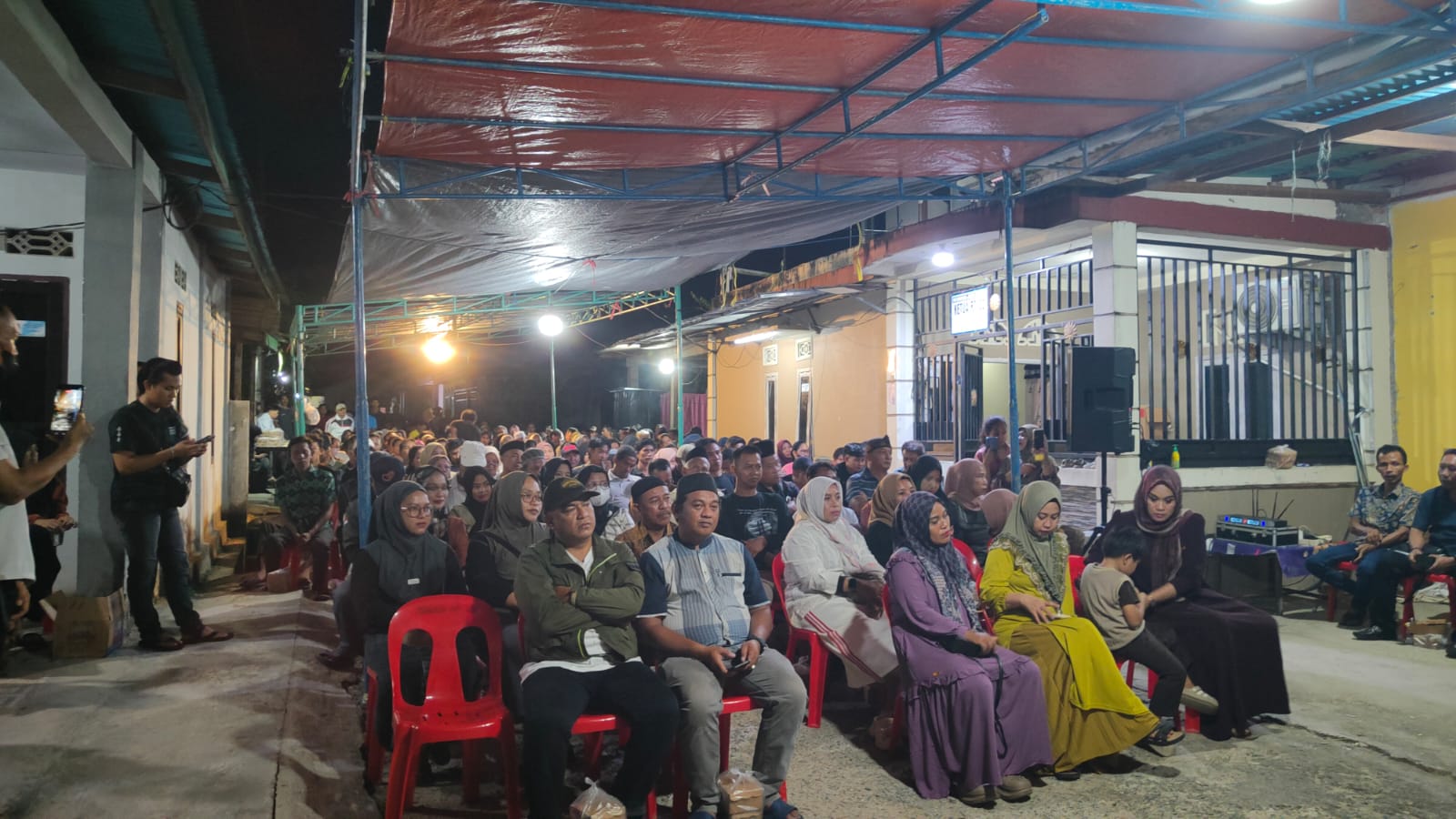 Sekitar 300 warga mengikuti kegiatan reses Anggota DPRD Kota Tarakan Dapil IV Tarakan Utara, Suryadi Sangkala, yang digelar di Kelurahan Juata Permai.