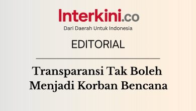Ilustrasi editorial Interkini.co: Transparansi informasi merupakan bagian penting dalam penanganan bencana dan pemenuhan hak publik atas informasi.