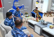 Gubernur Sulawesi Tengah Anwar Hafid menerima Komandan Lanud Sultan Hasanuddin Kolonel Pnb Vincentius Endy Hary Putra di Palu, Senin (29/6/2026).