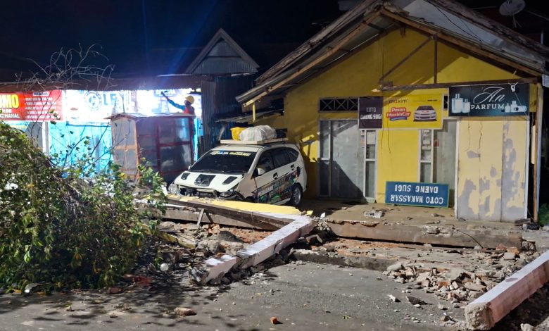 Kondisi salah satu bangunan yang mengalami kerusakan akibat gempa magnitudo 5,4 di Kabupaten Buol, Sulawesi Tengah, Minggu (12/7/2026). BNPB melaporkan gempa yang berpusat di laut itu menyebabkan satu pasien RSUD Mokoyurli meninggal dunia akibat syok dan memicu kepanikan warga. Foto: BPBD Kabupaten Buol.