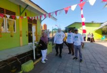 Ketua Utama Alkhairaat dan Bupati Boltara mengunjungi MI Alkhairaat Padang di Bintauna. Sekolah dengan hampir 250 siswa itu akan mendapat tambahan ruang kelas.