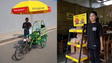 Program pendampingan UMKM Maxim di Kota Palu melalui penyediaan perlengkapan usaha, seperti payung dagang dan rak display, sebagai bagian dari dukungan bagi pelaku usaha lokal. (Foto: Maxim Indonesia)