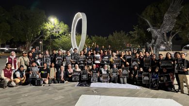 Jurnalis Palu dalam aksi solidaritas untuk lima wartawan yang hilang di Selat Sunda. (Foto: Ist)