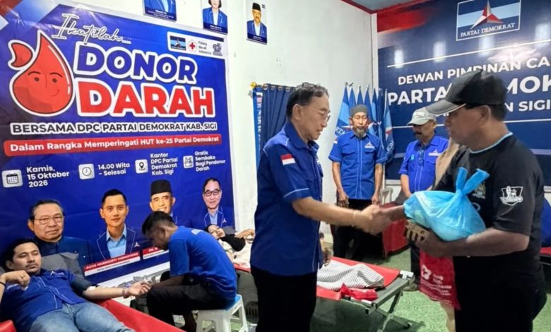 DPC Partai Demokrat Sigi mengumpulkan sekitar 50 kantong darah dalam peringatan HUT ke-25 partai, disertai pembagian sembako.